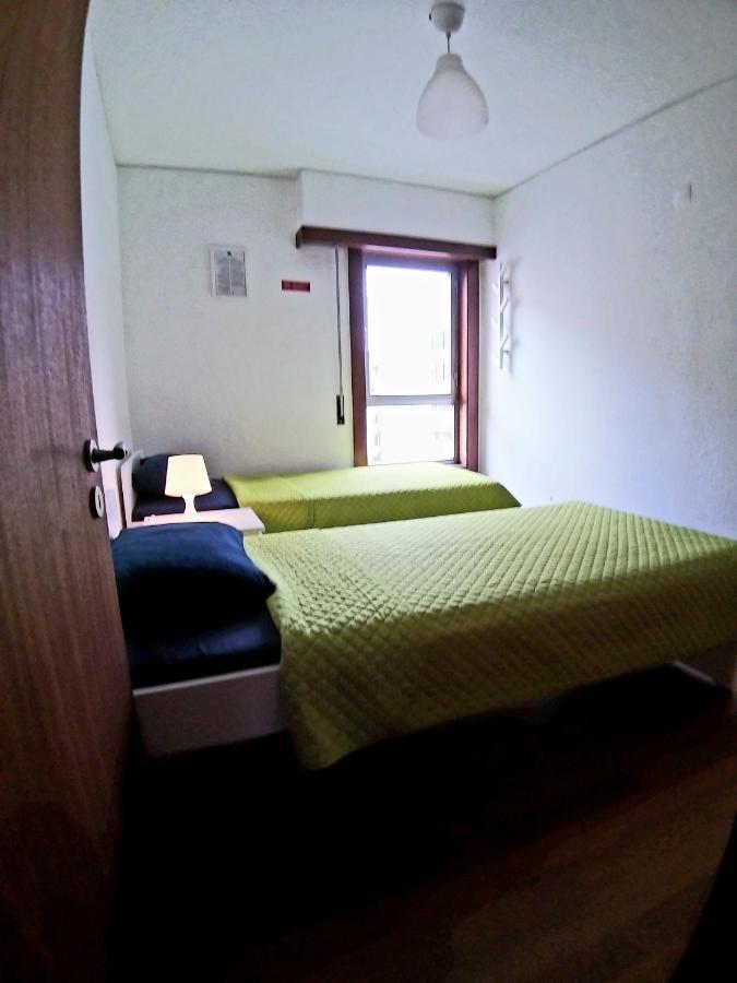 Quarto em Acomodações Particulares Theorynomad Rooms Al Lisboa *