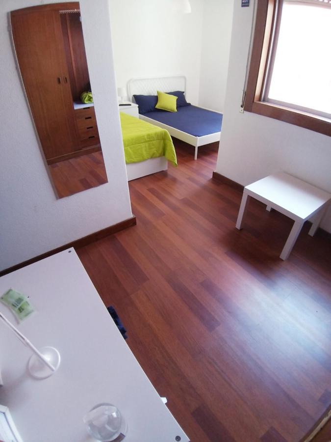 Quarto em Acomodações Particulares Theorynomad Rooms Al Lisboa