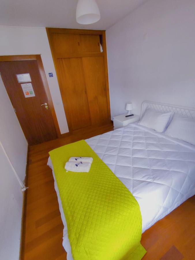 Quarto em Acomodações Particulares Theorynomad Rooms Al Lisboa *